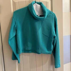 Lululemon ribbed funnel neck pullover